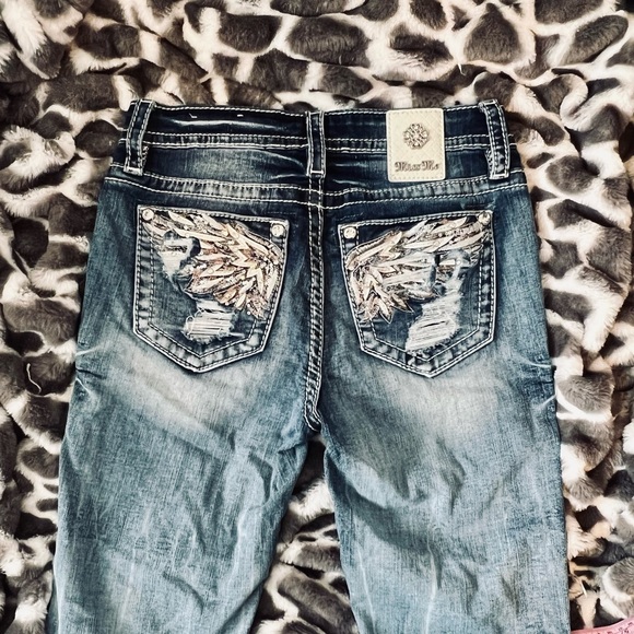 Miss Me Jeans ๐ - Picture 3 of 8